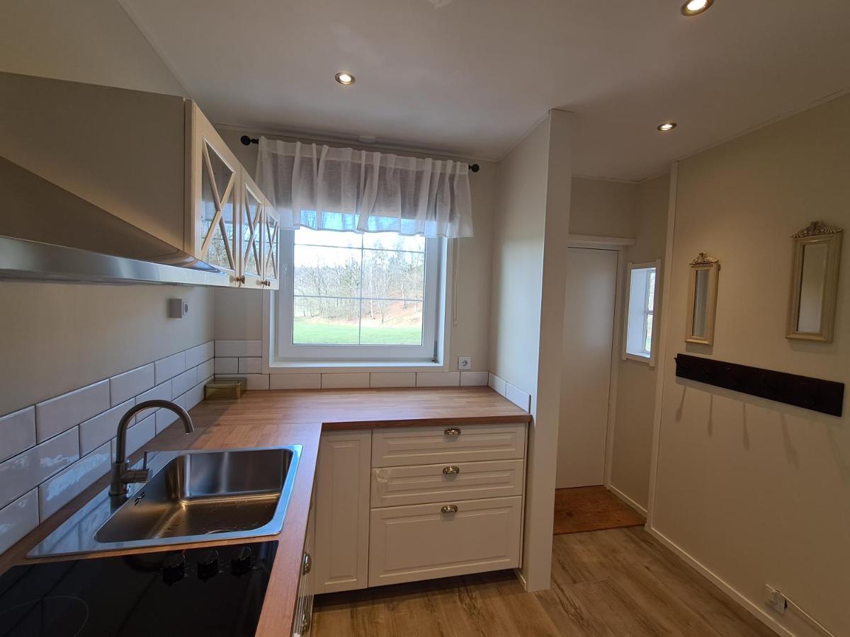 Byskolansvandrarhem Bronnestad Ngoại thất bức ảnh