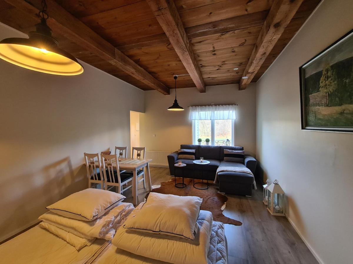 Byskolansvandrarhem Bronnestad Ngoại thất bức ảnh