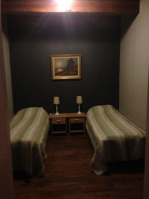 Byskolansvandrarhem Bronnestad Phòng bức ảnh