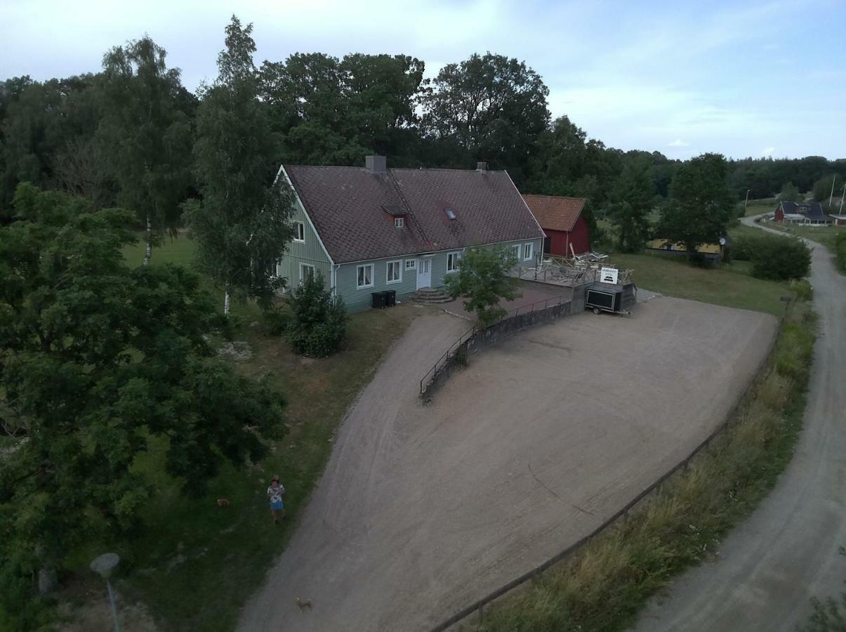 Byskolansvandrarhem Bronnestad Ngoại thất bức ảnh